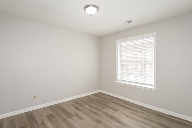 1,740/Mo, 6888 Skylar Mill Ave Cordova, TN 38018 Bedroom View 4