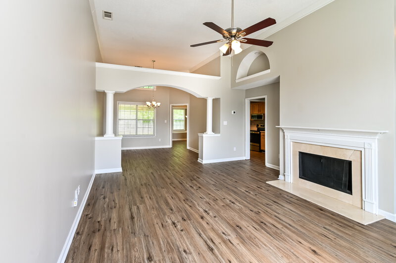 2,220/Mo, 8084 Conridge Dr Memphis, TN 38125 Living Room View 2
