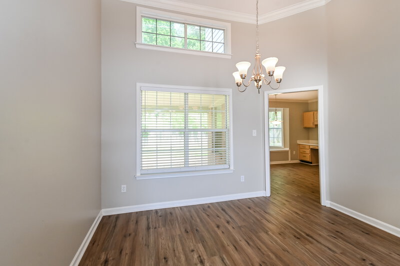 2,220/Mo, 8084 Conridge Dr Memphis, TN 38125 Dining Room View