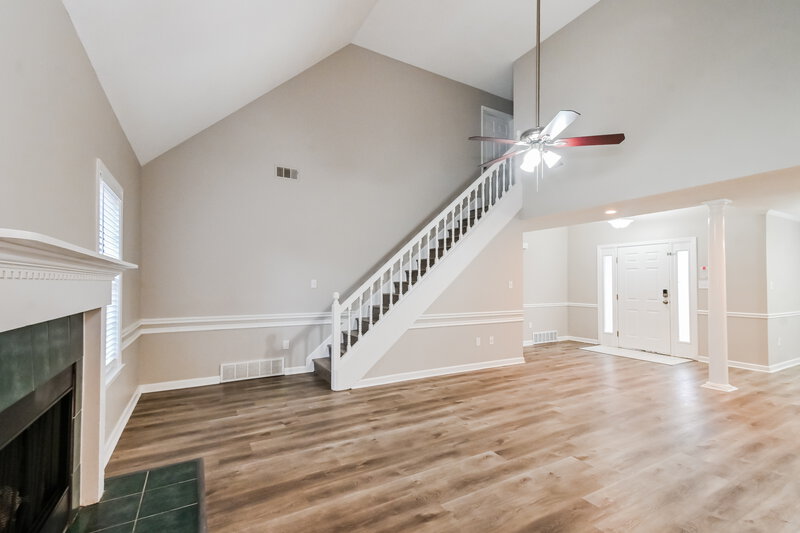 2,165/Mo, 3580 Brandon Ln Bartlett, TN 38133 Living Room View 2