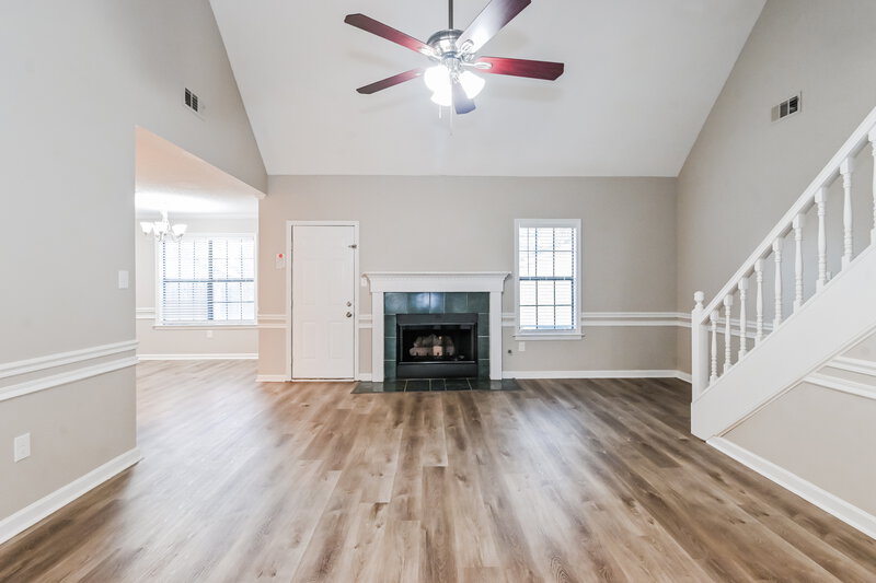 2,165/Mo, 3580 Brandon Ln Bartlett, TN 38133 Living Room View 3
