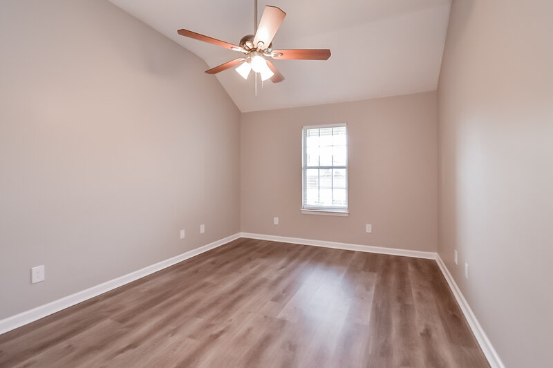 1,860/Mo, 1928 Thomas St Horn Lake, MS 38637 Main Bedroom View