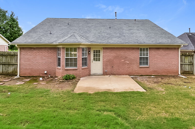1,860/Mo, 1928 Thomas St Horn Lake, MS 38637 Rear View