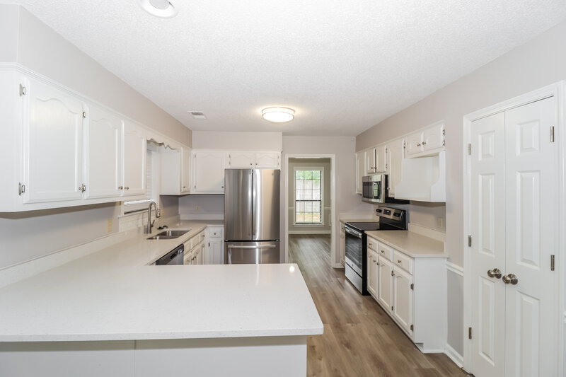 3,520/Mo, 3449 Annarose Dr Bartlett, TN 38133 Kitchen View