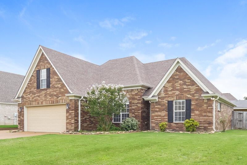 0/Mo, 80 Tate Dr Oakland, TN 38060 Front View