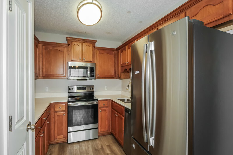 0/Mo, 80 Tate Dr Oakland, TN 38060 Kitchen View