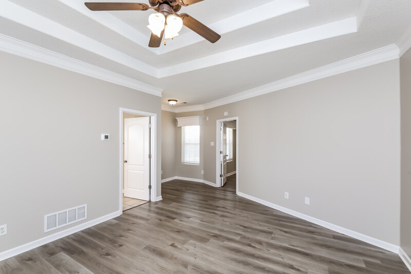 3,290/Mo, 1453 Arcastle Loop S Southaven, MS 38671 Main Bedroom View 2