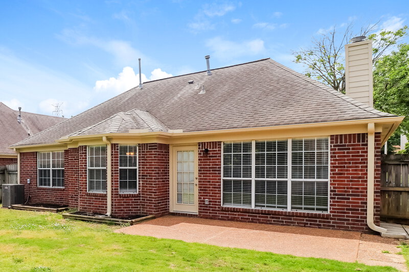 1,880/Mo, 436 Bruins Trce Cordova, TN 38018 Rear View