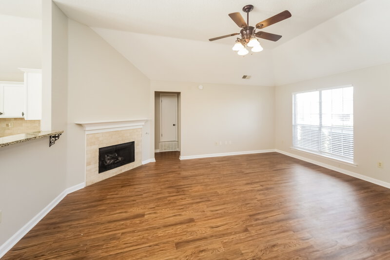 1,935/Mo, 7203 Fox Creek Dr Olive Branch, MS 38654 Living Room View 3