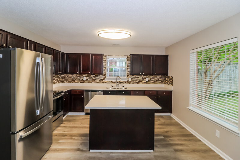 2,075/Mo, 1035 Jessica Lauren Dr Cordova, TN 38018 Kitchen View