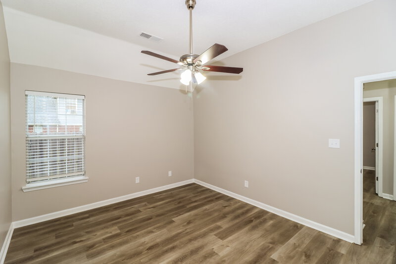 2,075/Mo, 1035 Jessica Lauren Dr Cordova, TN 38018 Main Bedroom View 2