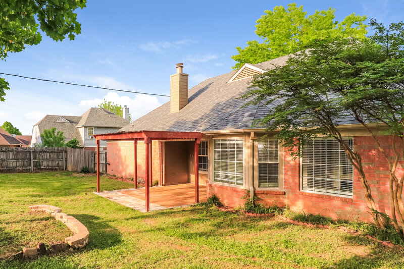 2,075/Mo, 1035 Jessica Lauren Dr Cordova, TN 38018 Rear View