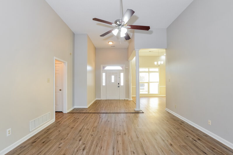 1,915/Mo, 6544 Misslow Cv Millington, TN 38053 Living Room View 3