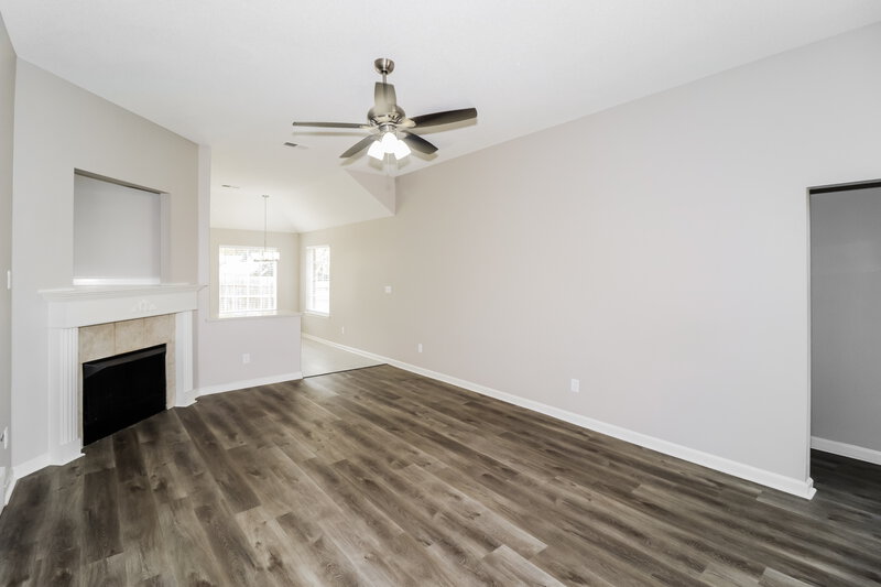 2,650/Mo, 2785 Misty Valley Dr Arlington, TN 38002 Living Room View 2