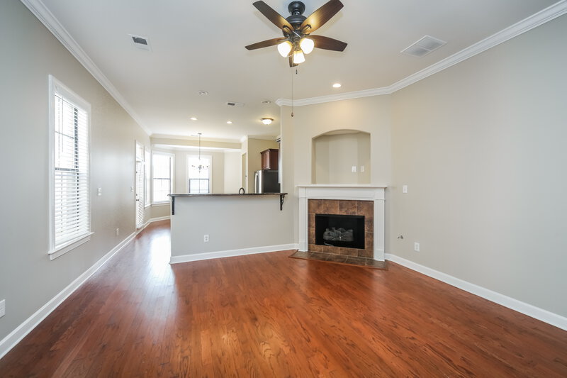 1,775/Mo, 5311 Laurelfield Ln Memphis, TN 38125 Living Room View 2
