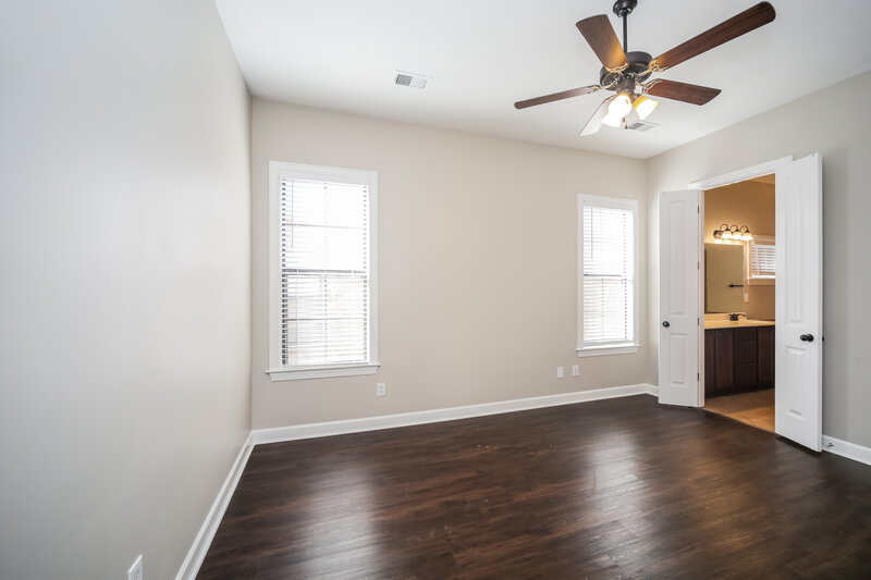 1,775/Mo, 5311 Laurelfield Ln Memphis, TN 38125 Main Bedroom View