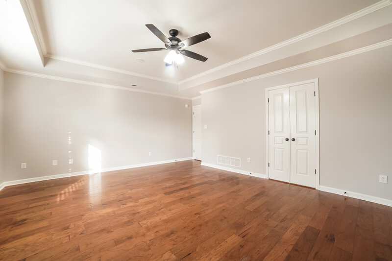 1,965/Mo, 2945 Glennbury Ln Southaven, MS 38672 Main Bedroom View 2