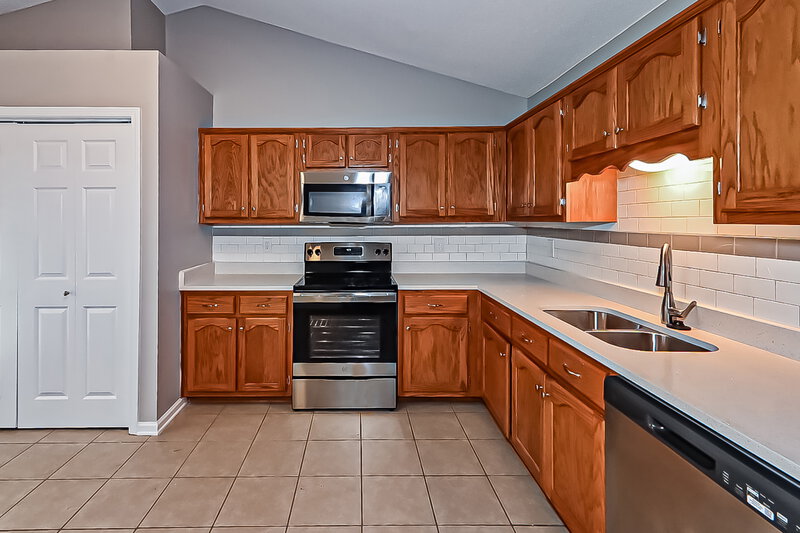 1,605/Mo, 7926 Nature Walk Dr Southaven, MS 38671 Kitchen View
