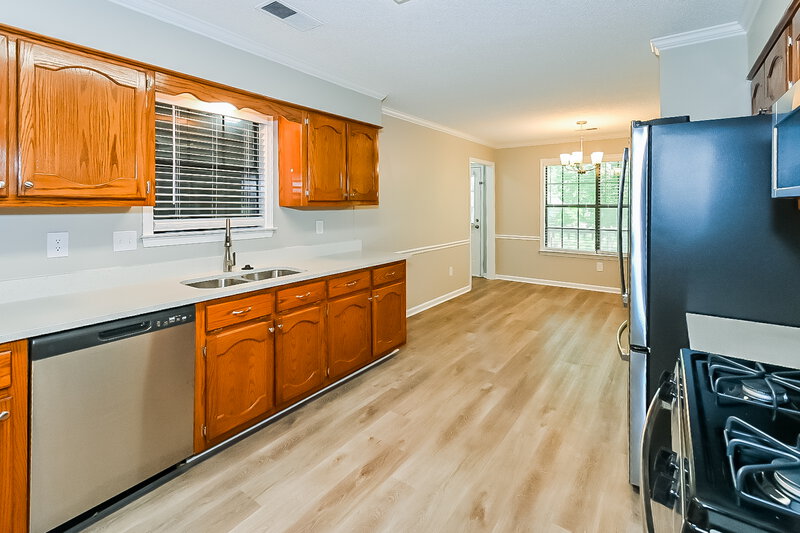 1,915/Mo, 4274 Huron Rd Nesbit, MS 38651 Kitchen View