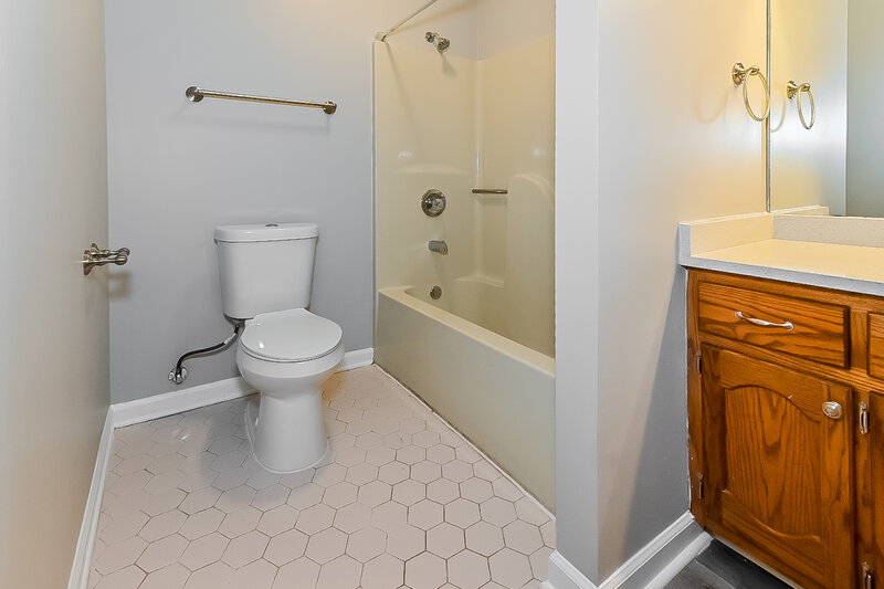 1,915/Mo, 4274 Huron Rd Nesbit, MS 38651 Bedroom View 5