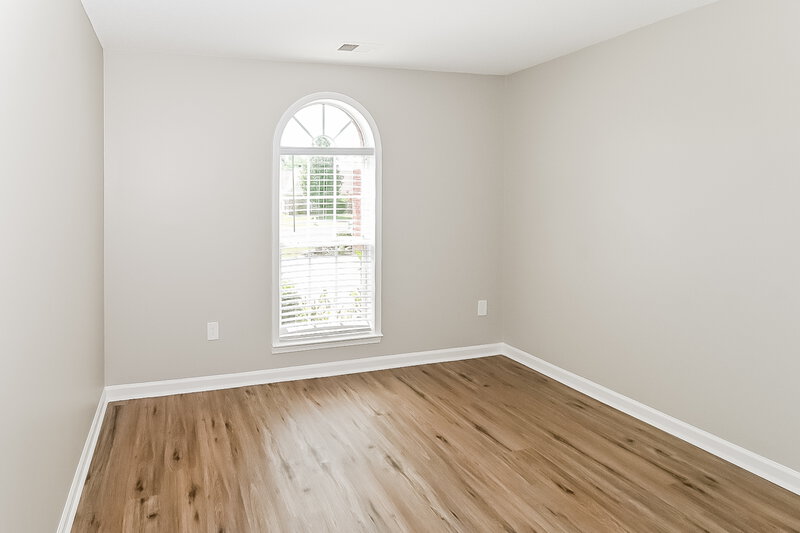 1,825/Mo, 7773 Mary Payton Dr Southaven, MS 38671 Bedroom View 4