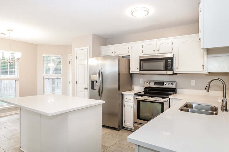 2,125/Mo, 5521 Milton Ridge Dr Arlington, TN 38002 Kitchen View