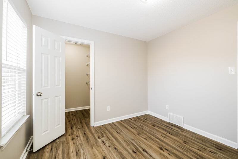 2,370/Mo, 1044 Cross Wood Ln # A1 Cordova, TN 38018 Bedroom View