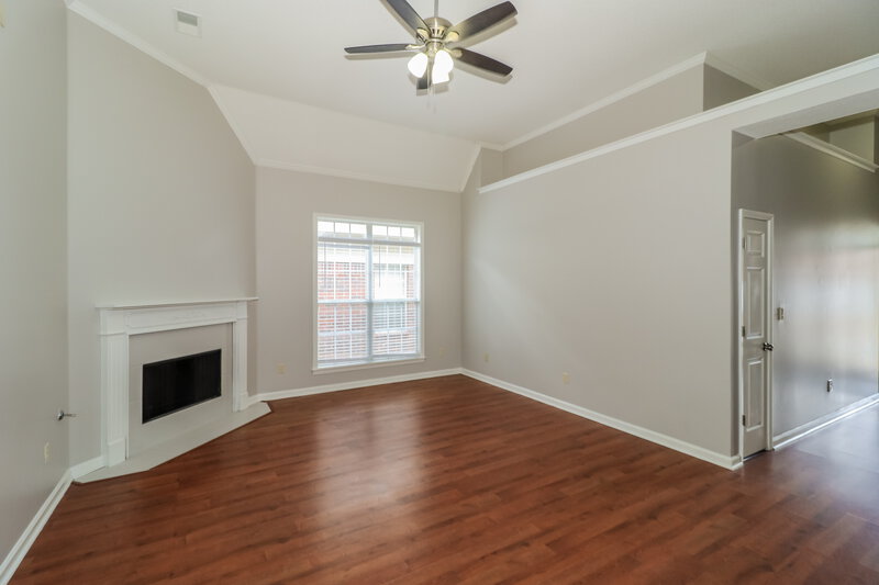 1,700/Mo, 2723 Java Dr Arlington, TN 38002 Living Room View 2