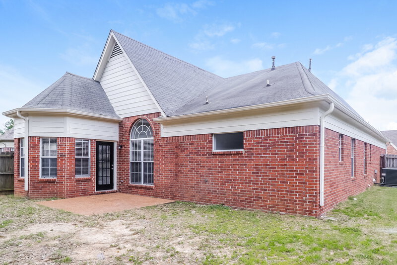 1,700/Mo, 2723 Java Dr Arlington, TN 38002 Rear View