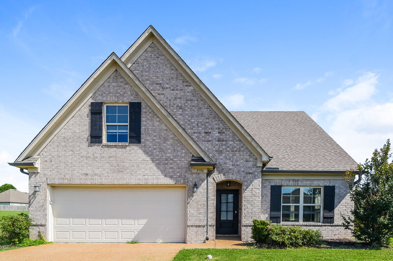 2,320/Mo, 3596 Sabra Ln Southaven, MS 38672 Front View