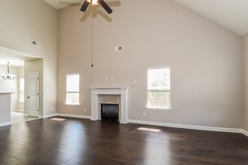 2,320/Mo, 3596 Sabra Ln Southaven, MS 38672 Living Room View 2