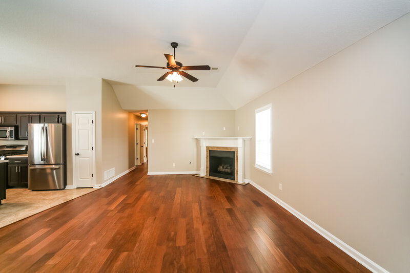 2,055/Mo, 7333 Green Ash Dr Olive Branch, MS 38654 Living Room View