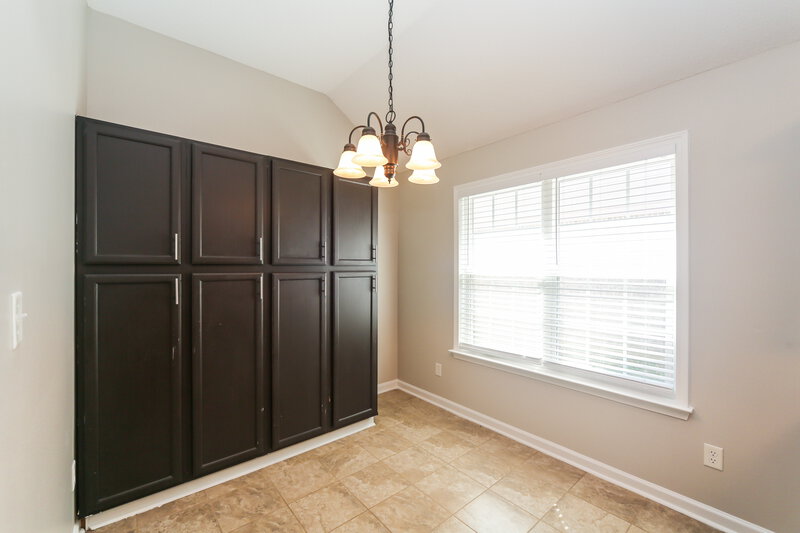 2,055/Mo, 7333 Green Ash Dr Olive Branch, MS 38654 Dining Room View