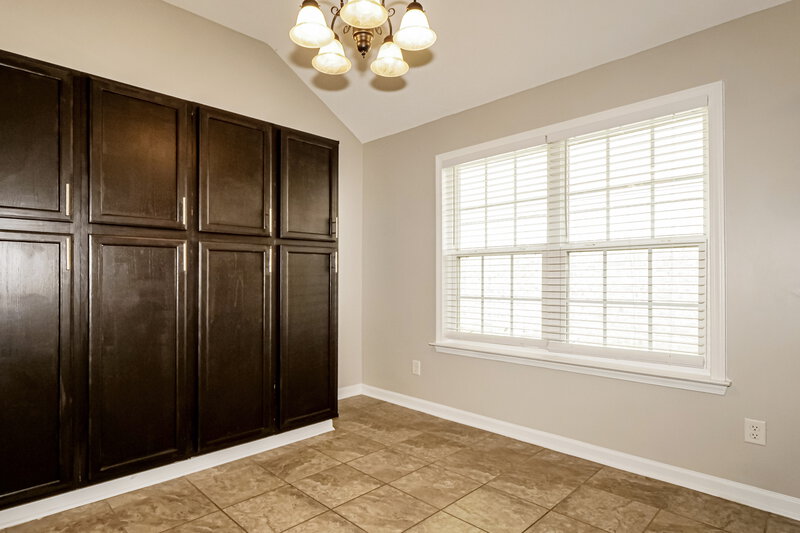 2,035/Mo, 7333 Green Ash Dr Olive Branch, MS 38654 Dining Room View