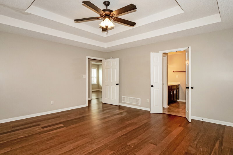 2,035/Mo, 7333 Green Ash Dr Olive Branch, MS 38654 Main Bedroom View 3