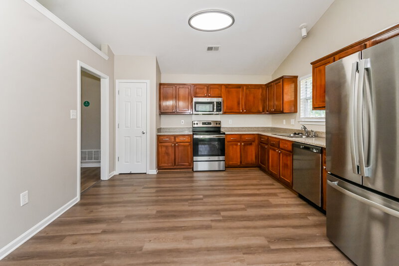 2,005/Mo, 1540 Madison Cv W Southaven, MS 38671 Kitchen View