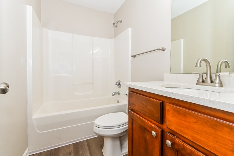 2,005/Mo, 1540 Madison Cv W Southaven, MS 38671 Bathroom View
