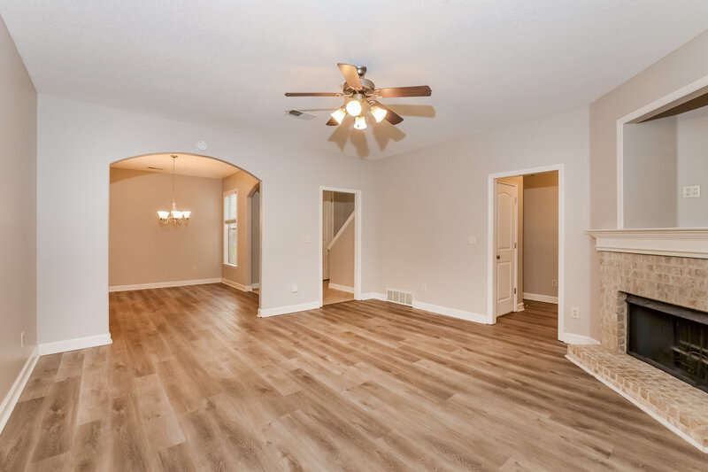 2,100/Mo, 1140 Casentino St Cordova, TN 38018 Living Room View 2