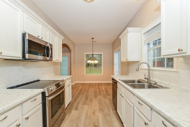 2,100/Mo, 1140 Casentino St Cordova, TN 38018 Kitchen View 2