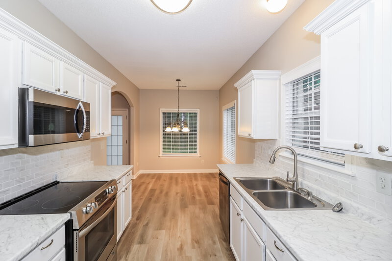 2,295/Mo, 1140 Casentino St Cordova, TN 38018 Kitchen View 2