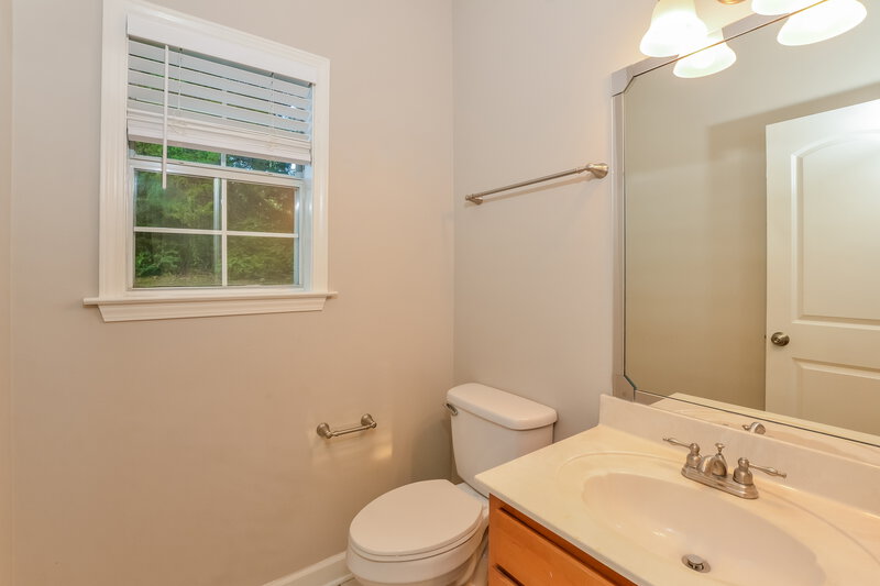 2,100/Mo, 1140 Casentino St Cordova, TN 38018 Powder Room View