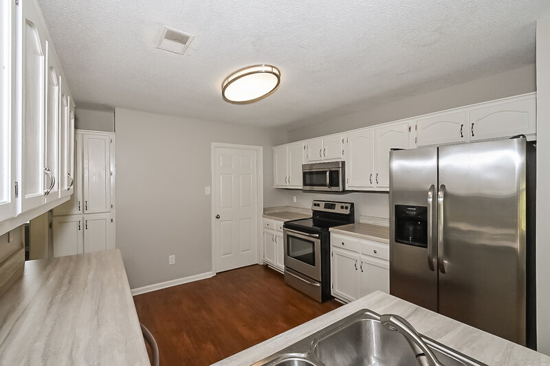 2,870/Mo, 1271 Pendulum Dr Hernando, MS 38632 Kitchen View
