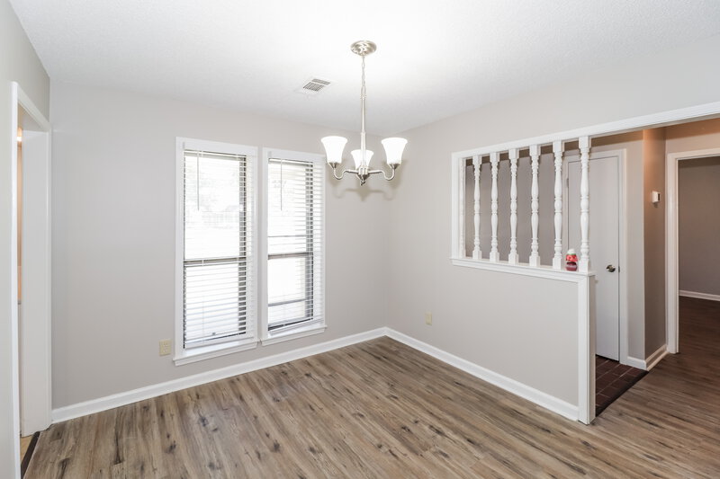 1,675/Mo, 2705 Van Leer Dr Memphis, TN 38133 Dining Room View