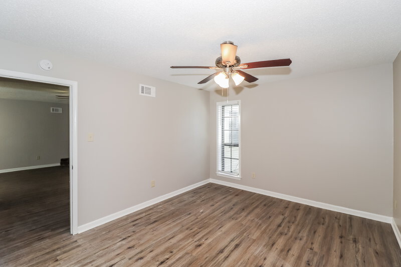 1,675/Mo, 2705 Van Leer Dr Memphis, TN 38133 Main Bedroom View 2