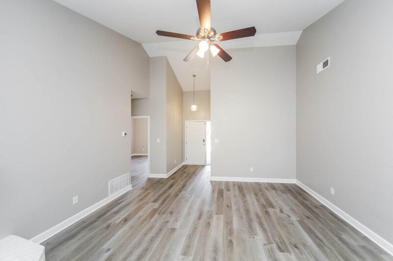 1,890/Mo, 5985 Eagle Ln Olive Branch, MS 38654 Living Room View