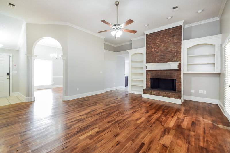 2,190/Mo, 257 Northwood Hills Dr Hernando, MS 38632 Living Room View 2