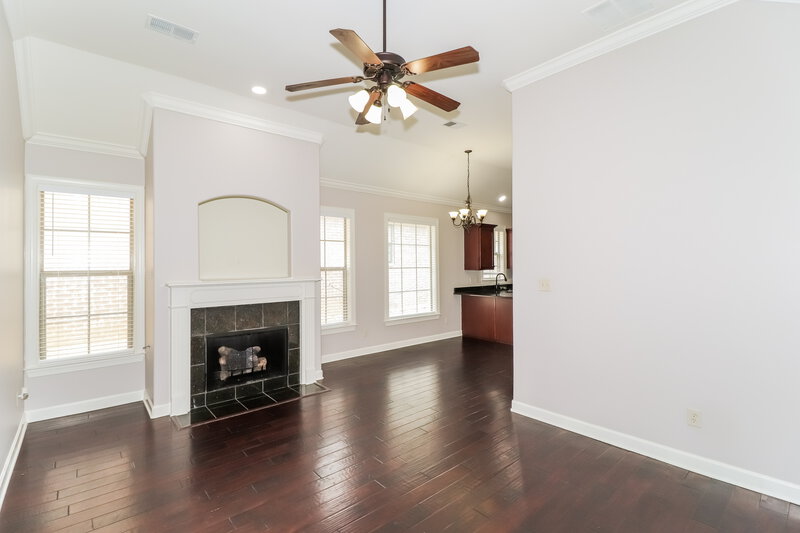 2,610/Mo, 6832 Lagrange Grove Dr Cordova, TN 38018 Living Room View