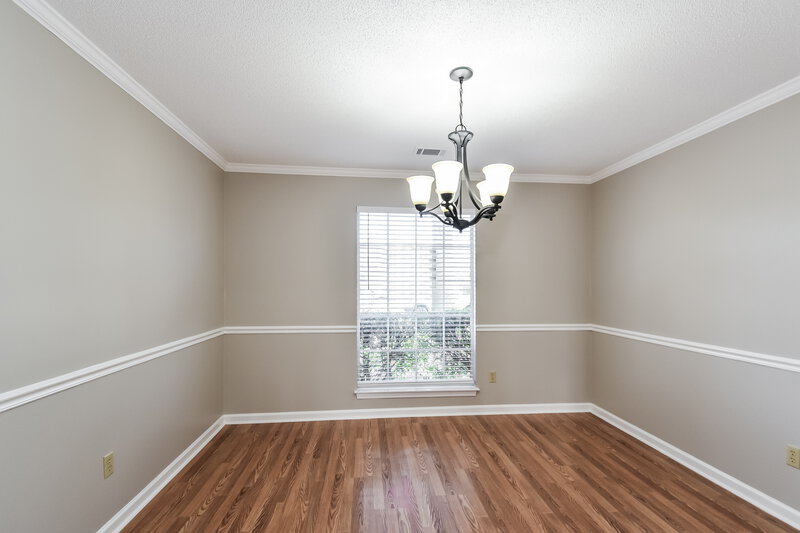 2,045/Mo, 5205 Plum Tree Dr Southaven, MS 38671 Dining Room View