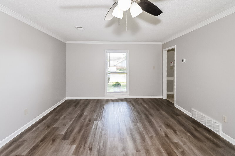 2,415/Mo, 8720 Bazemore Rd Cordova, TN 38018 Living Room View