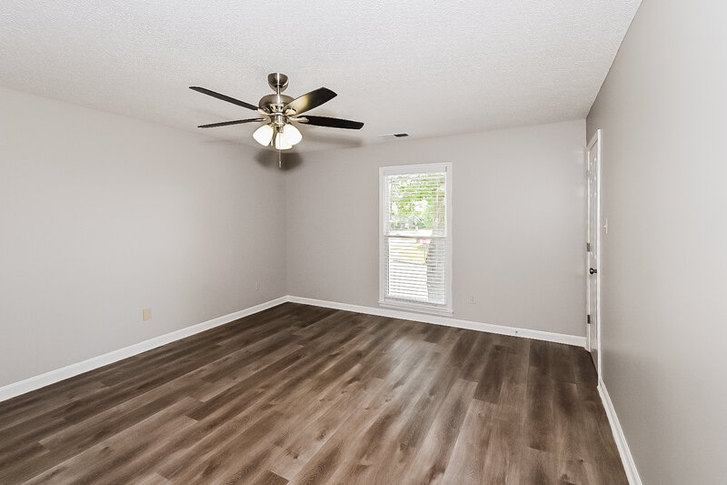 2,415/Mo, 8720 Bazemore Rd Cordova, TN 38018 Main Bedroom View